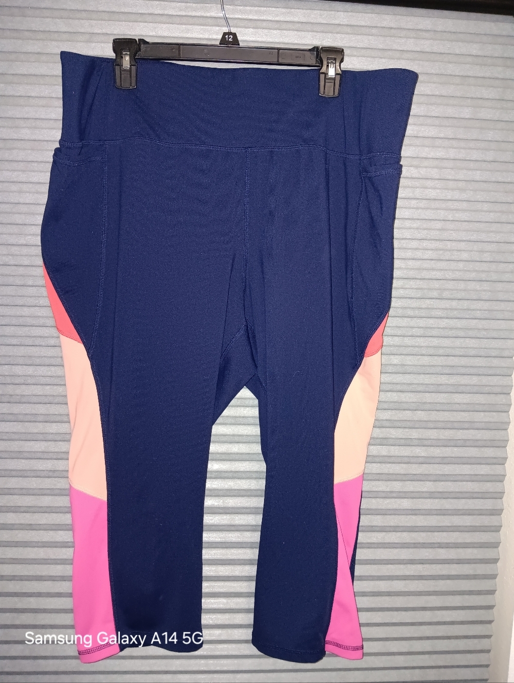 Livi For Lane Bryant Athletic Wicking Capri Leggings 22/24 Navy Blue, Pink